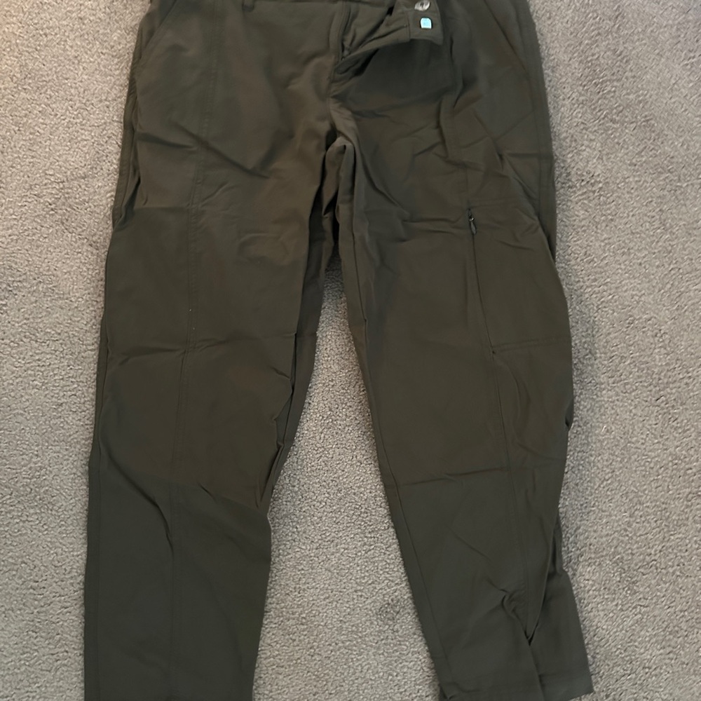 Green Straight Leg Pants for Everyday Wear